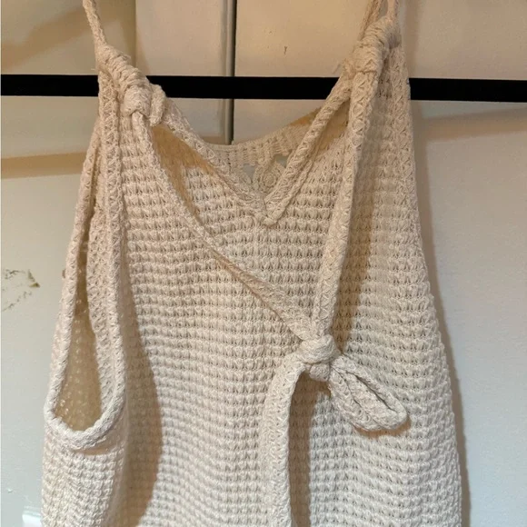 NWOT Cream Cropped Embellished Camisole - Picture 5 of 6